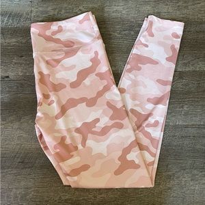 Women Pink Camo Leggings